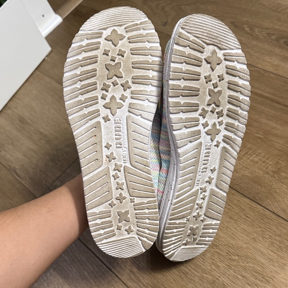 Hey Dude Pastel Striped Shoes - Picture 4 of 6